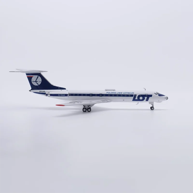 Pandamodel Diecast 1: 400 Stupnica 62412 Poľské letecké spoločnosti TU-134A SP-LHD simulácia zliatiny zliatiny zliatiny Suvenír Collection Toy