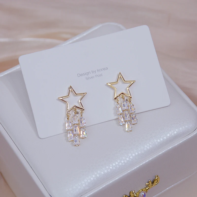 Pastované 14k skutočné zlato lesk Tassel Crystal Star Women Populárne vysokokvalitné zirkónové náušnice Čechia svadobné šperky
