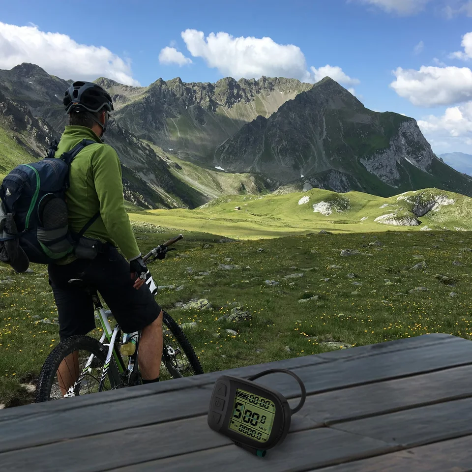 Pedelec Display E-Bike KT-LCD5 Na palube inteligentného napájacieho rýchlomeru zvyšuje počítač vysokokvalitný materiál