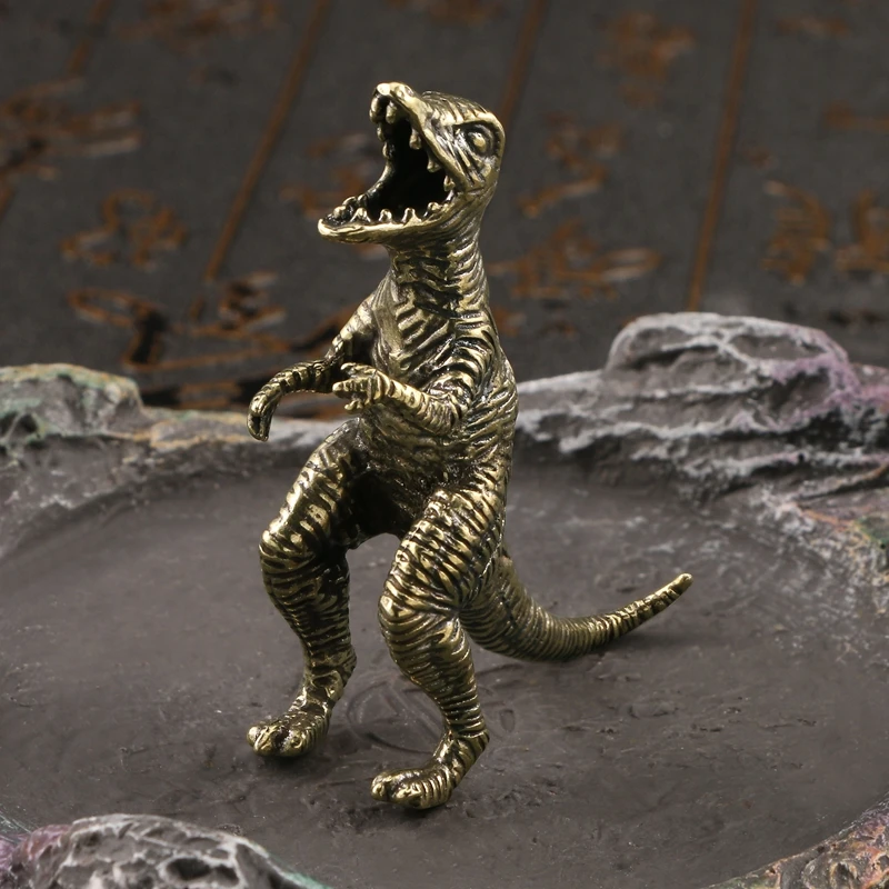 Pevná mosadzná starodávna zviera Tyrannosaurus rex socha auto dekorácie remeselníka Domáce doplnky retro mosadz dinosaur miniatúrny f