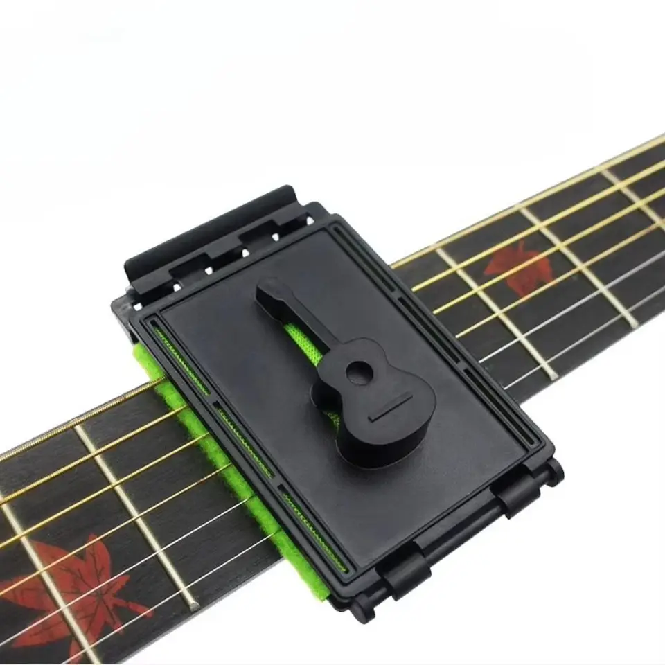 Plastová gitarová struna čistejšia kefka Care Care Hmara