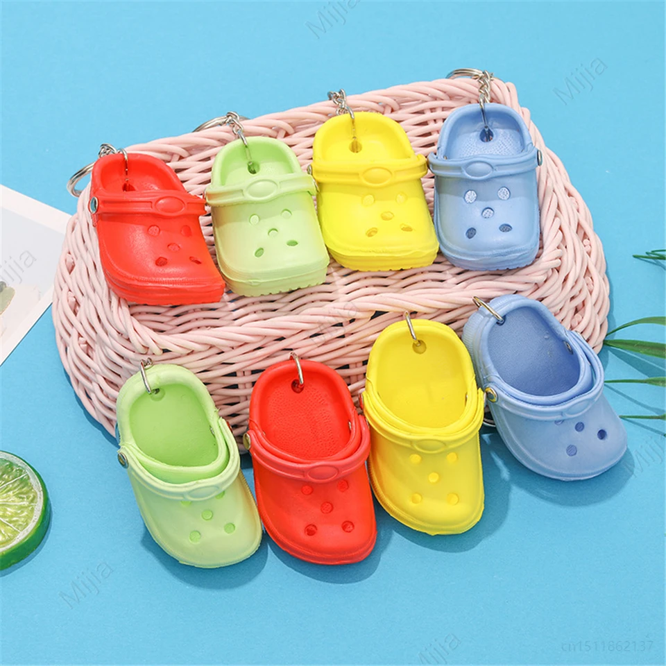 Plastový silikón 3D Sandal Sandal Keychain pre ženy Meni eva croc topánky kľúče reťazce vrece batoh