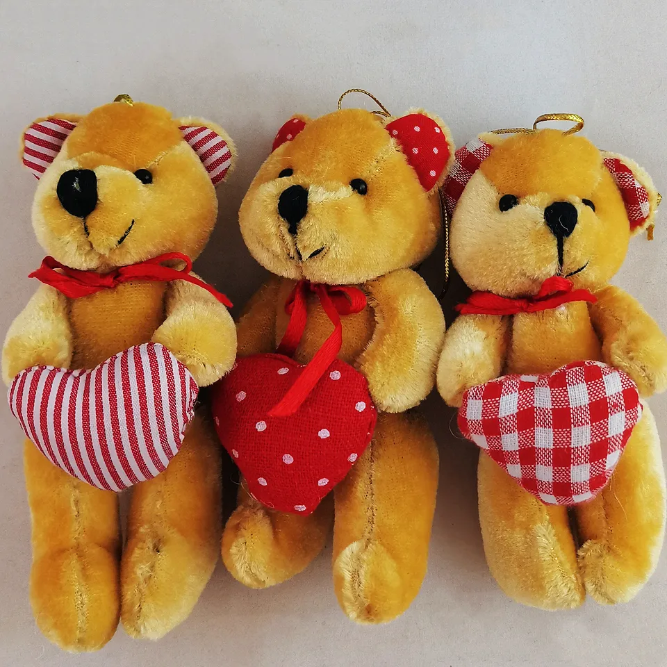 Plyšové medvedie medvede medvede roztomilé vypchaté zvieratá hračky Valentines Day hračky s srdiečkou darček Deti rozkošné batoľatá s plyšovými darčekmi