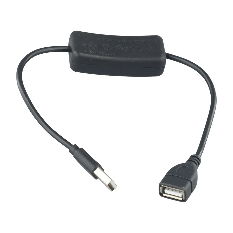 Pohodlný čierny kábel USB Switch s malou veľkosťou a vysokou stabilitou ideálnym pre pulty a spínače skrinky