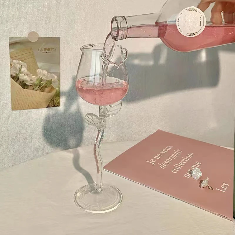 Poháre z červeného vína v tvare ružového v tvare ružového tvaru ružové poháre s farebnými ružovými listami 150/400 ml ružového v tvare ružového koktailu s červeným víno
