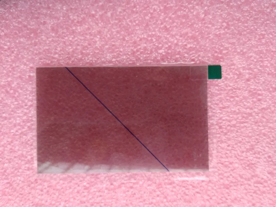 Polariser / Polarizer Glass pre LED projektor 96 mm x 60 mm x1,2 mm