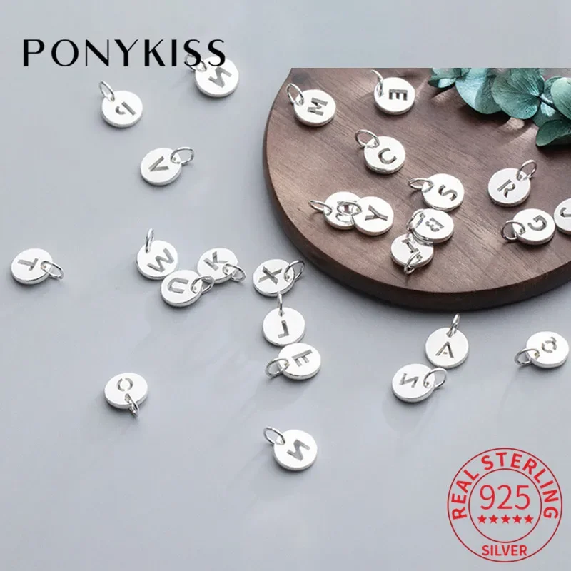 Ponykiss Trendy 925 Strieborné okrúhle kúzlo AZ 26ks Petdant pre ručne vyrábané náramky s náhrdelníkom DIY jemné šperky príslušenstvo