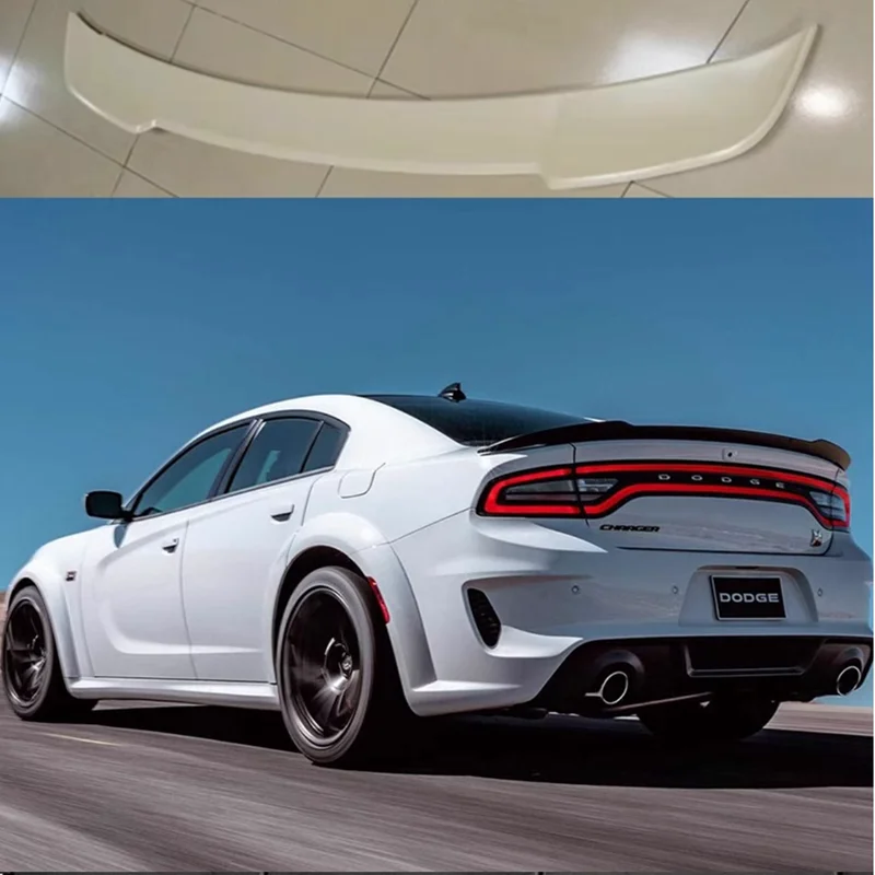 Pre Dodge Charger 2014 2015 2016 2016 2017 Vysoko kvalitný plastový materiál ABS lesk Čierne auto Zadné okno Streler