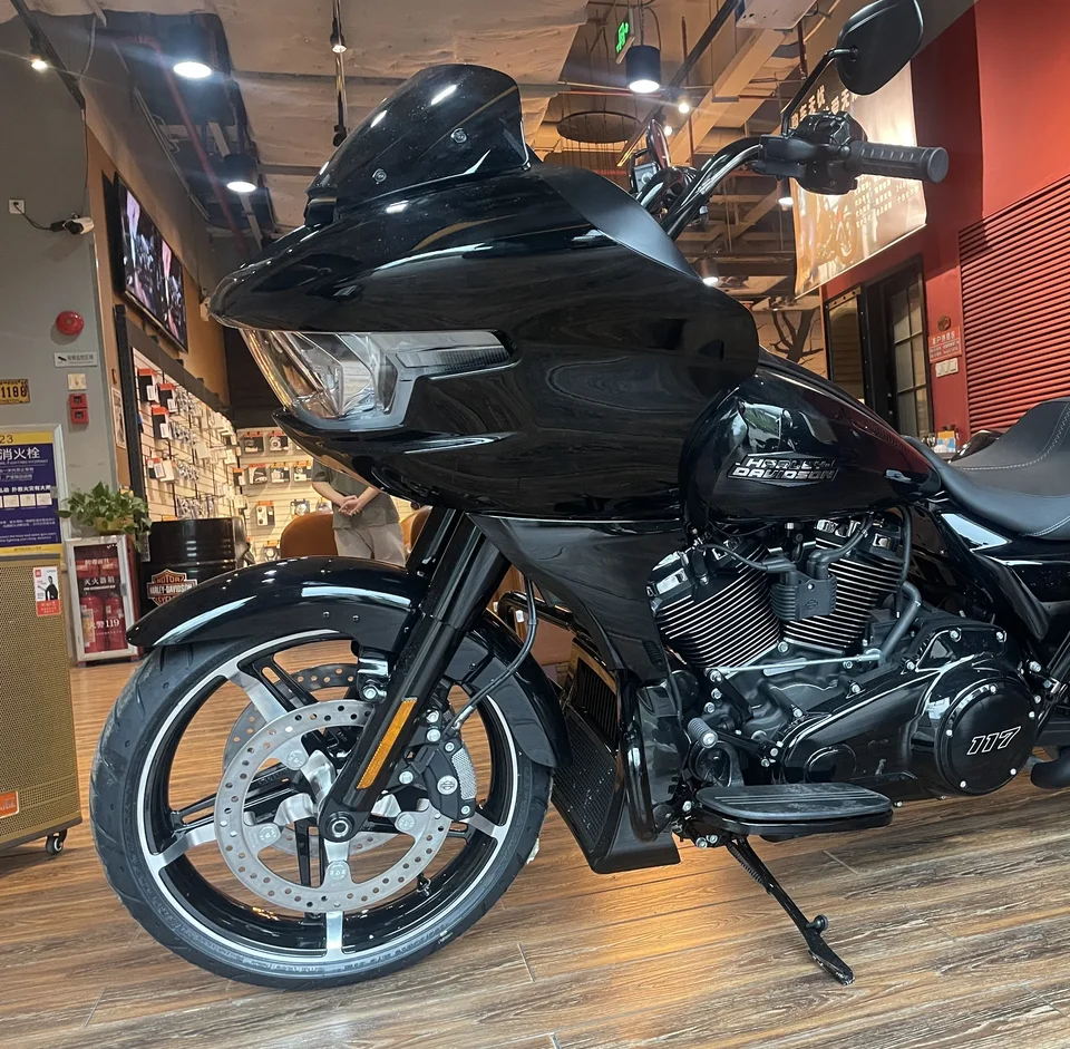 Pre Harley Touring CVO Road Glide St Fltrxstse 2024 Fltrxse 2023 Motocyklové príslušenstvo Bočné kabínové panelové súpravy Držiaky