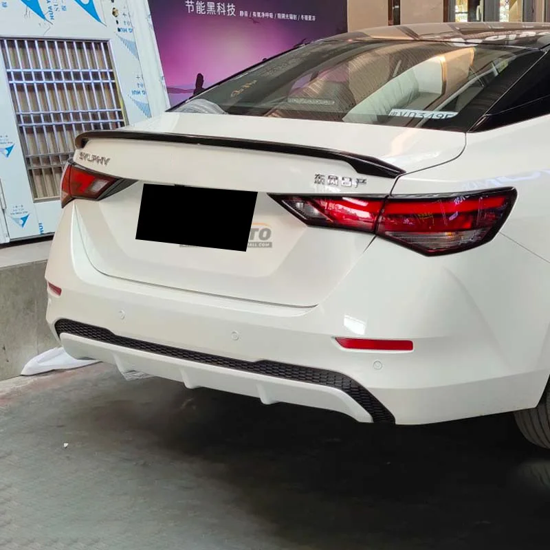 Pre Nissan Sentra 2020-2022 Spojovač zadných krycí