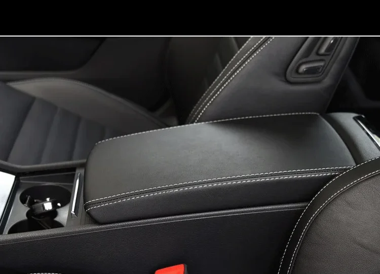 Pre SkoDa Superb 2017 2018 Ochrana lakťovej skrinky PU kožené kryt