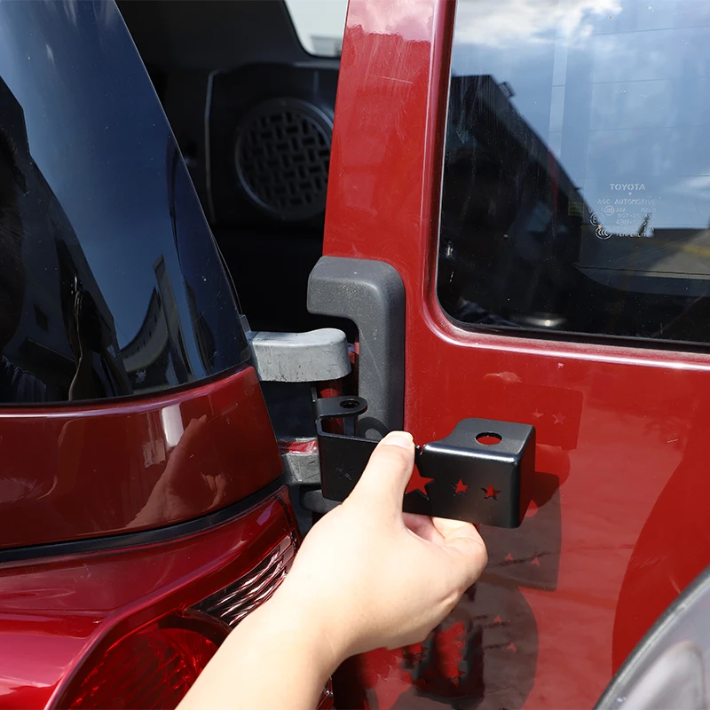 Pre Toyota FJ Cruiser 2007-2021 Kovový čierny zadný závesný závesný vlajkový pól antény Montáž