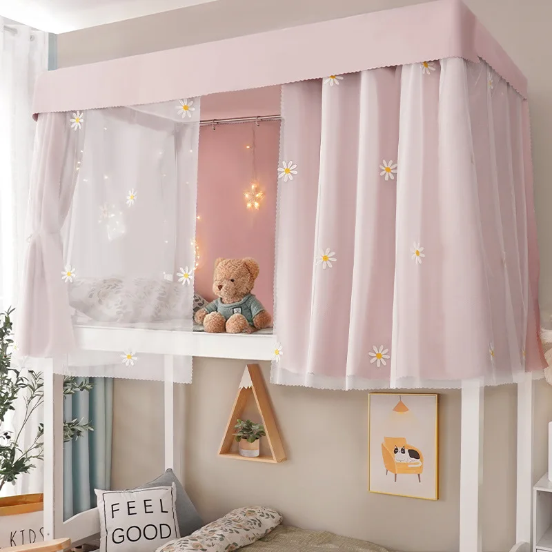 Priadza na oponu študentského internátu