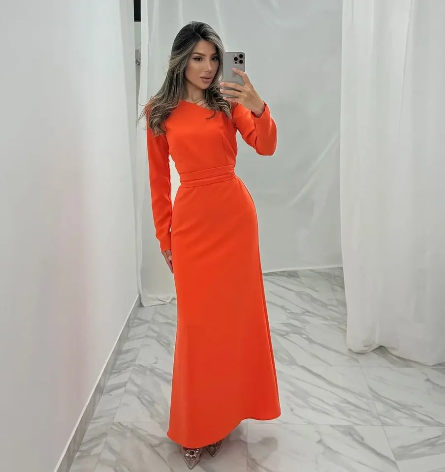 Prispôsobené dubajské ples šaty Elegantné dlhé rukávy Večerné šaty skladané v krku členok dĺžky šaty
