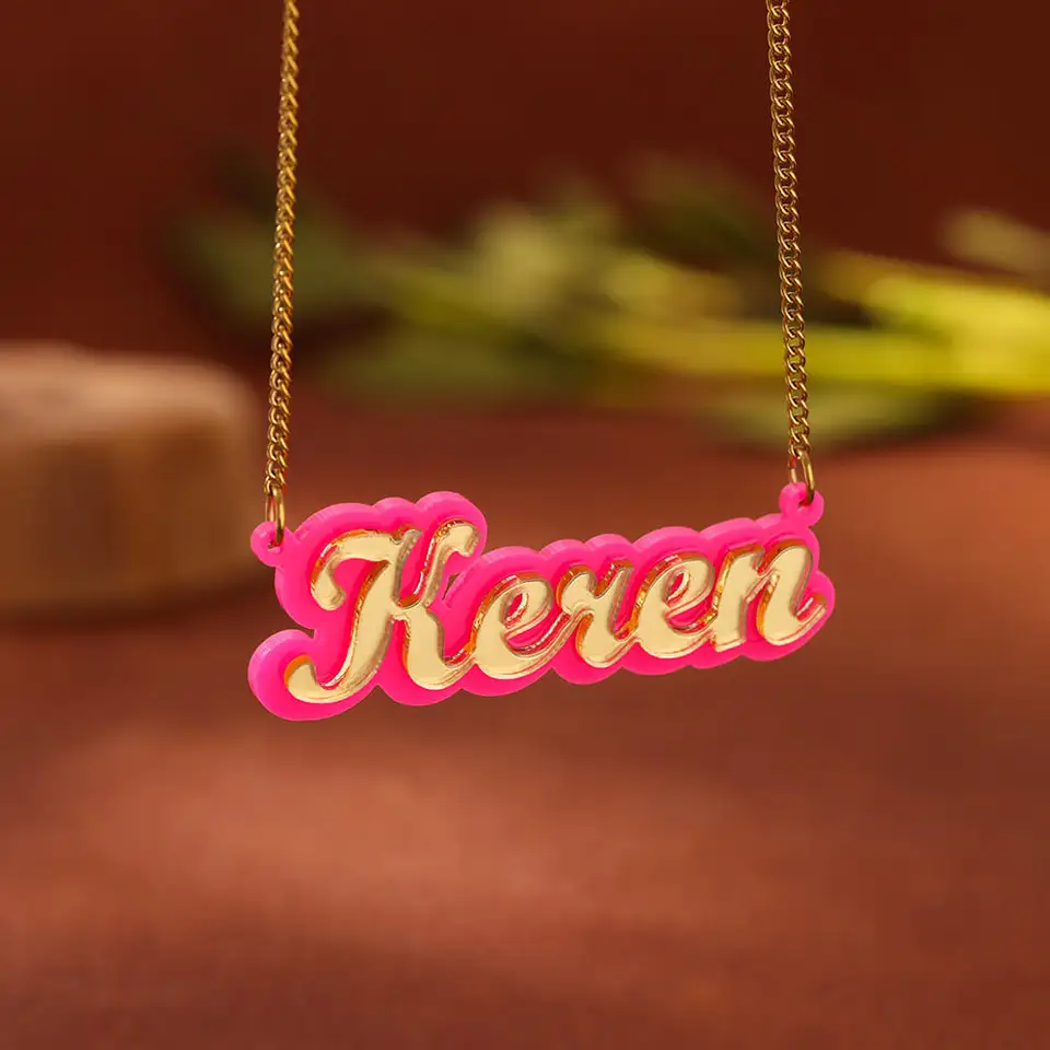 Prispôsobené meno ružové akrylicnecklace pre ženy lesklá zlatá farba z nehrdzavejúcej ocele Keychain vlastný list Náhrdelník šperky darček nový