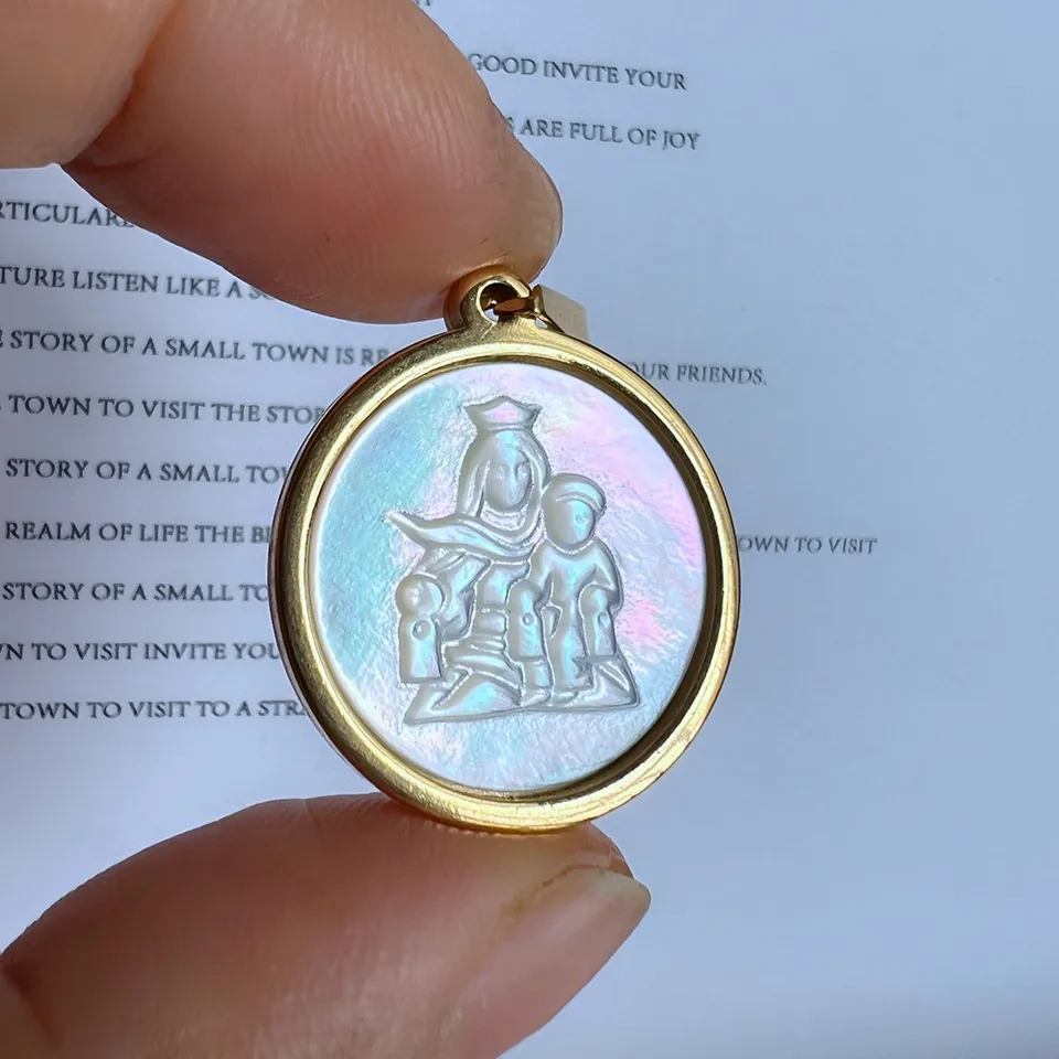 Propagácia! 23 mm z nehrdzavejúcej ocele Prírodná matka Pearl Shell San Benito Pendant & Charms Náboženské medaily pre náhrdelník