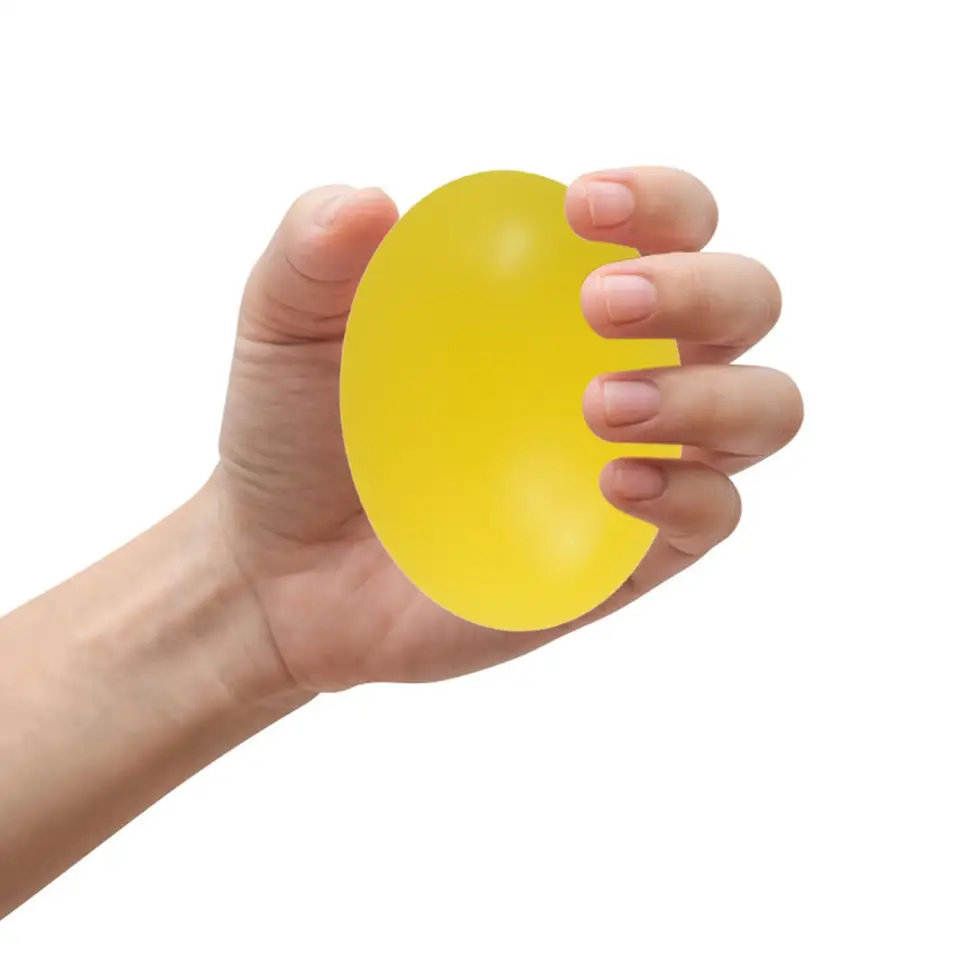 Prstová úchop a rehabilitačná výcvik pre staršie cvičenie Dospelí dospelí okrúhle uchopenie loptičiek svalové relaxácie staršie osoby