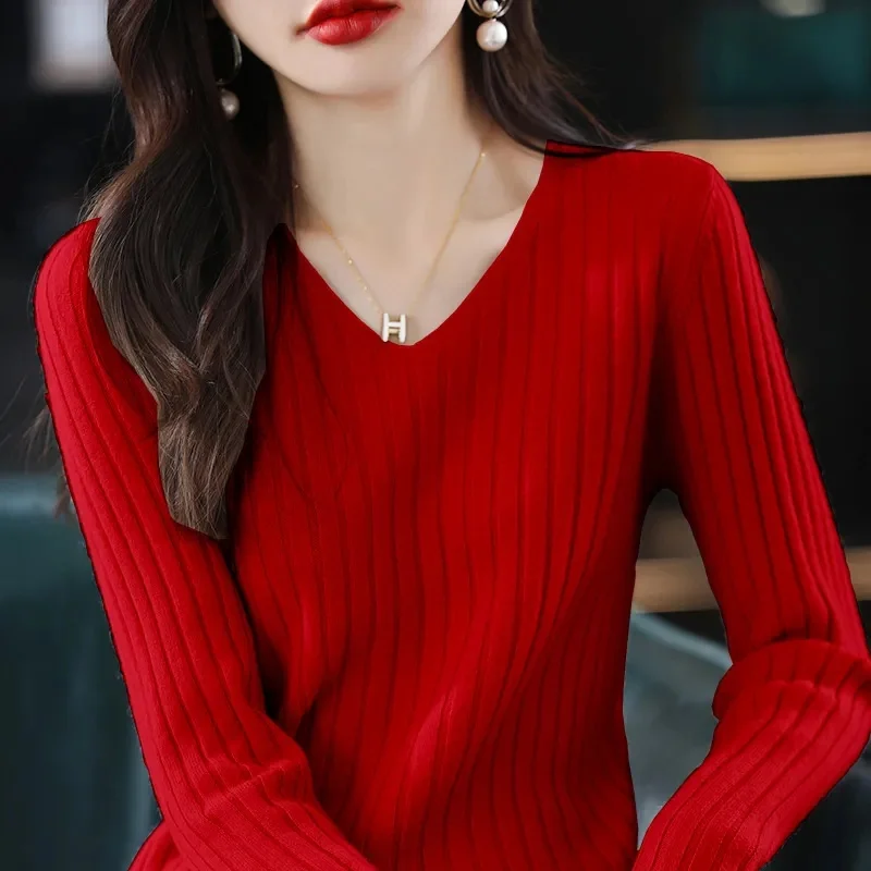 Príležitostné krátke pulvovery Lady Sweater V-Neck Slim Solid Womens Jumper 2023 Jeseň Zimná zima Žena Pletená pleť s dlhým rukávom