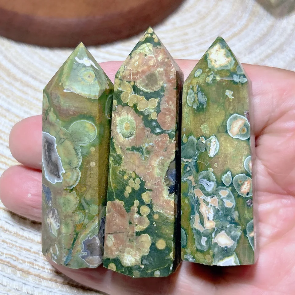 Prírodné krištáľové dažďové pralesy Jasper Tower Point Minerálne uzdravenie Vysoko kvalitné záhradné dekorácie reki ornament izba dekorácie darček