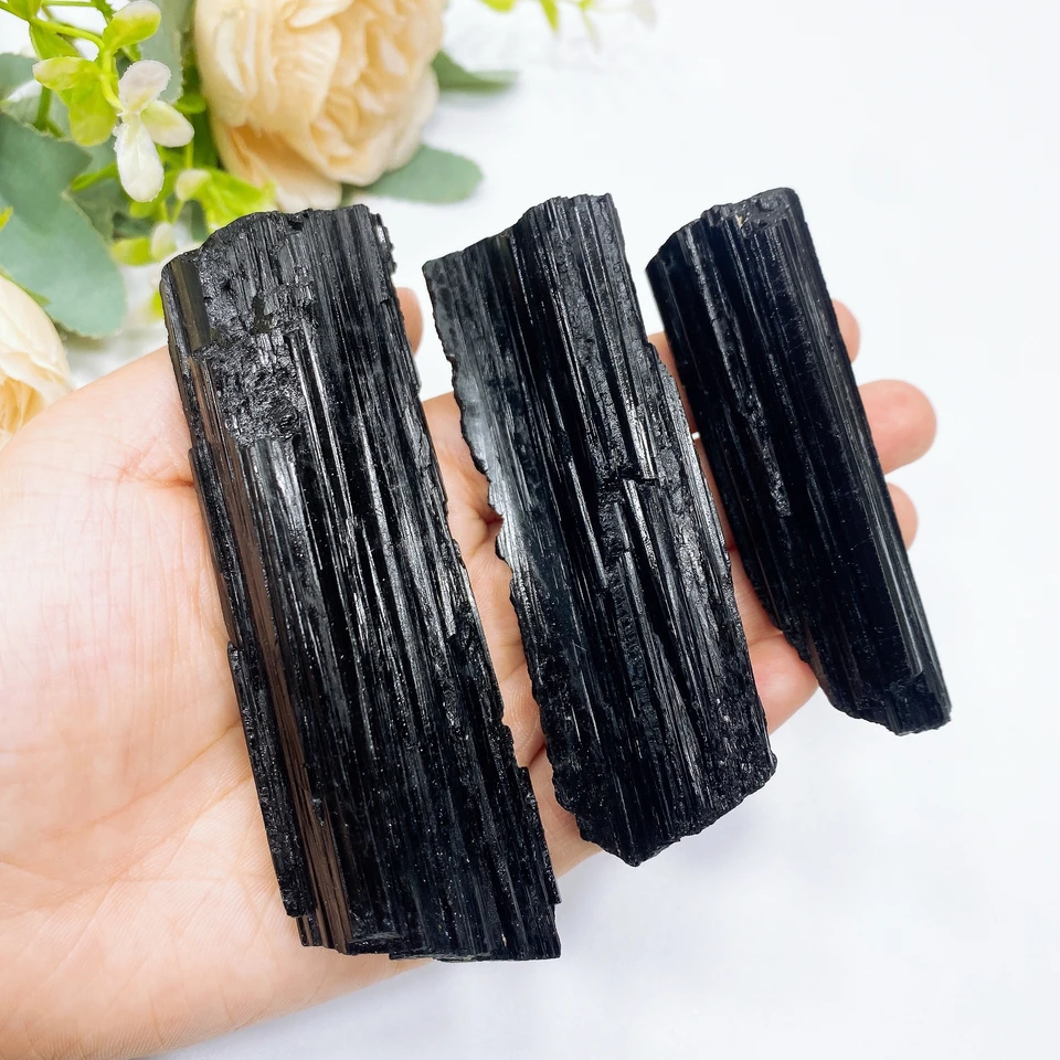Prírodné čierne turmalínové minerálne exempláre nepravidelné surové krištáľové skalné kamenné kúzlo eliminujú magnetizmus Gemstone Energy Liečba