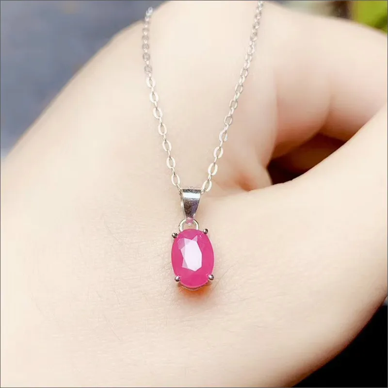 Prívesok na prírodné rubíny pre každodenné opotrebenie 5 mm*7 mm stupeň 1 Natural rubínové strieborné prívesok 925