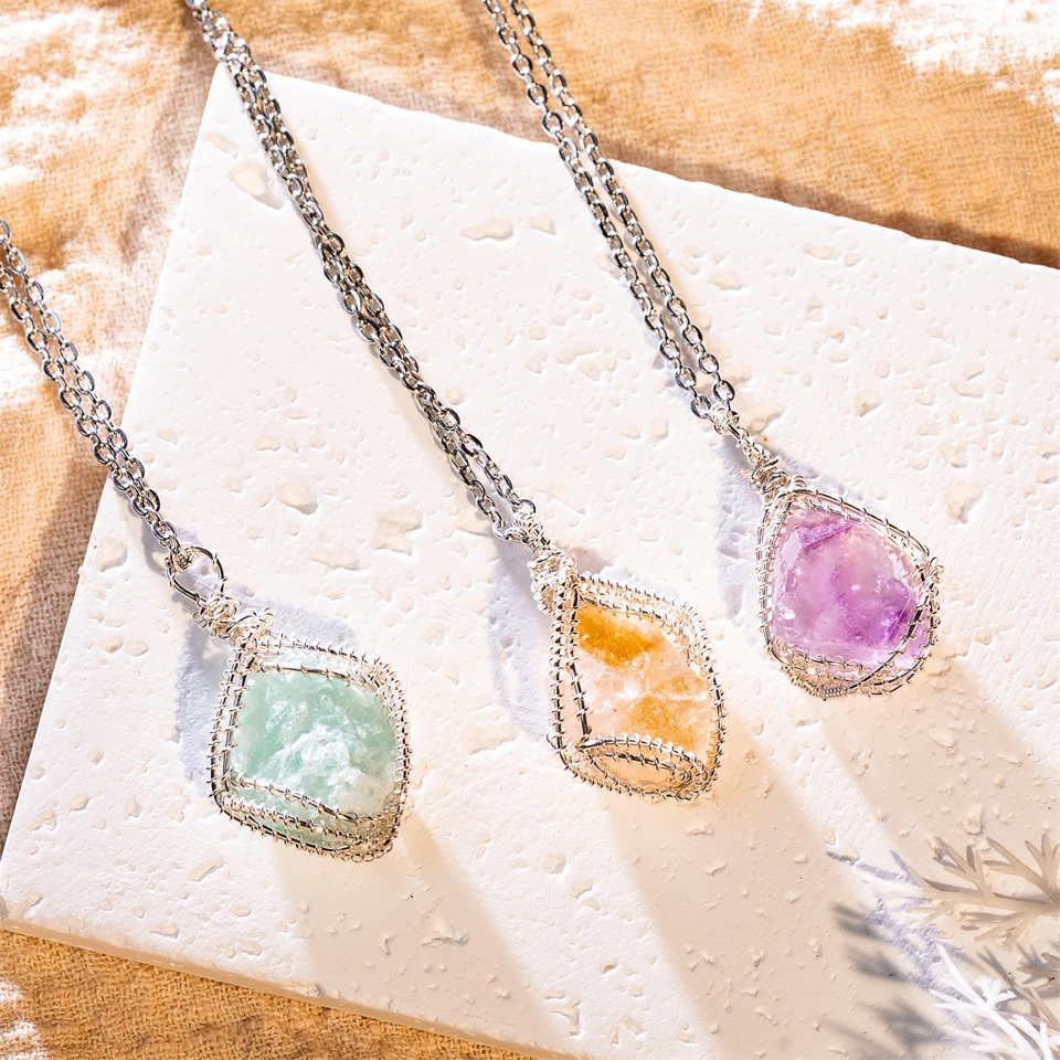 Prívesok na prírodný kameň Náhrdelník Small Rock Quartz Pendulum ametysty citriny zelený fluorit krištáľový náhrdelník pre ženy