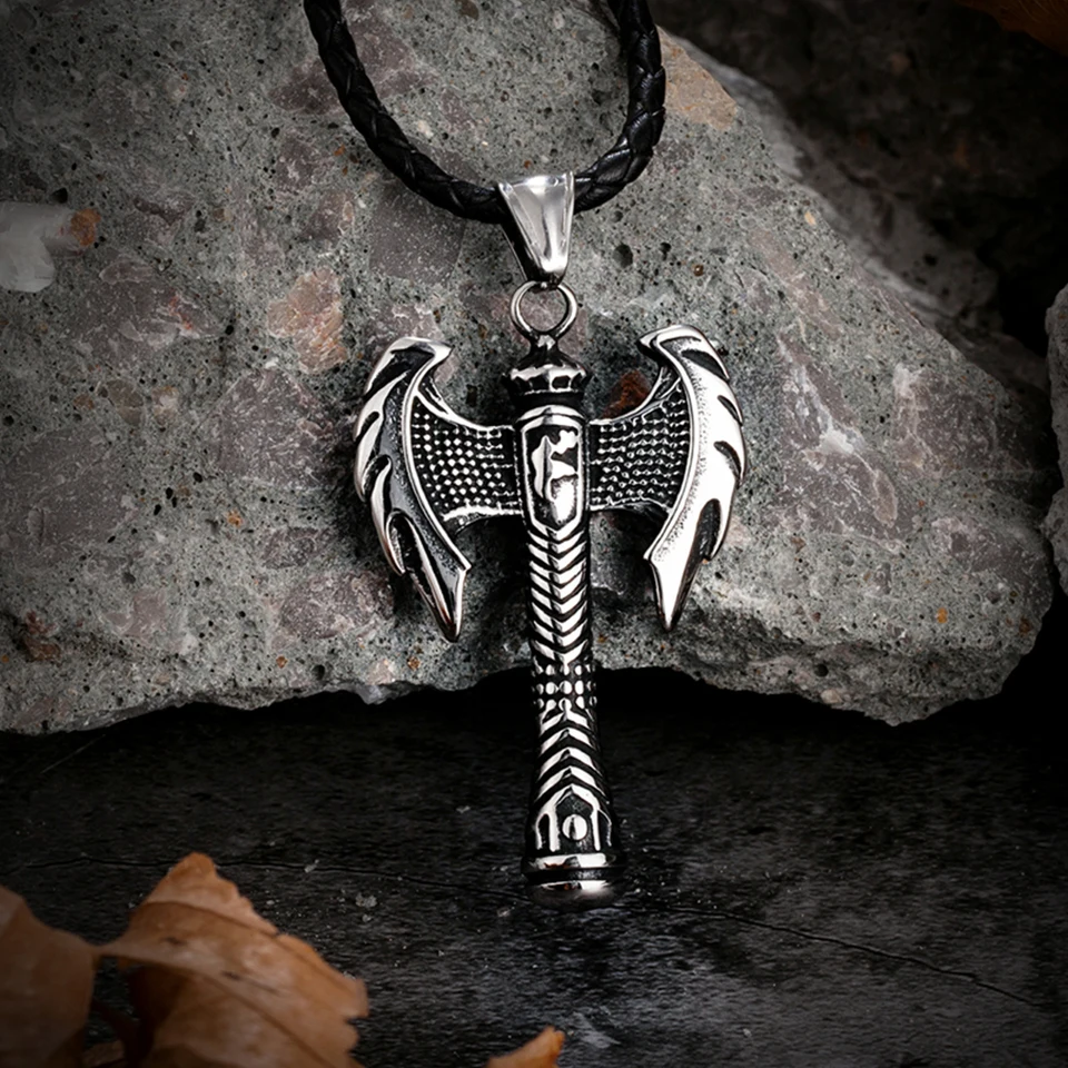Punk Vikings Axe Náhrdelník Muži z nehrdzavejúcej ocele Dvojlôžkové sekerné krídlo prívesok Self-Defense Amulet Vintage Škandinávske šperky