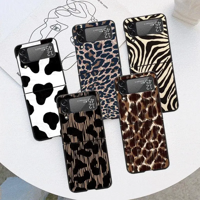 Puzdro pre tlače leoparda pre Samsung Galaxy Z Flip 4 3 5 5G Flip Shockoofus -odolný Capa 6,7 ​​palca Black Hard PC Zflip 4 TELEFÓN PLYT