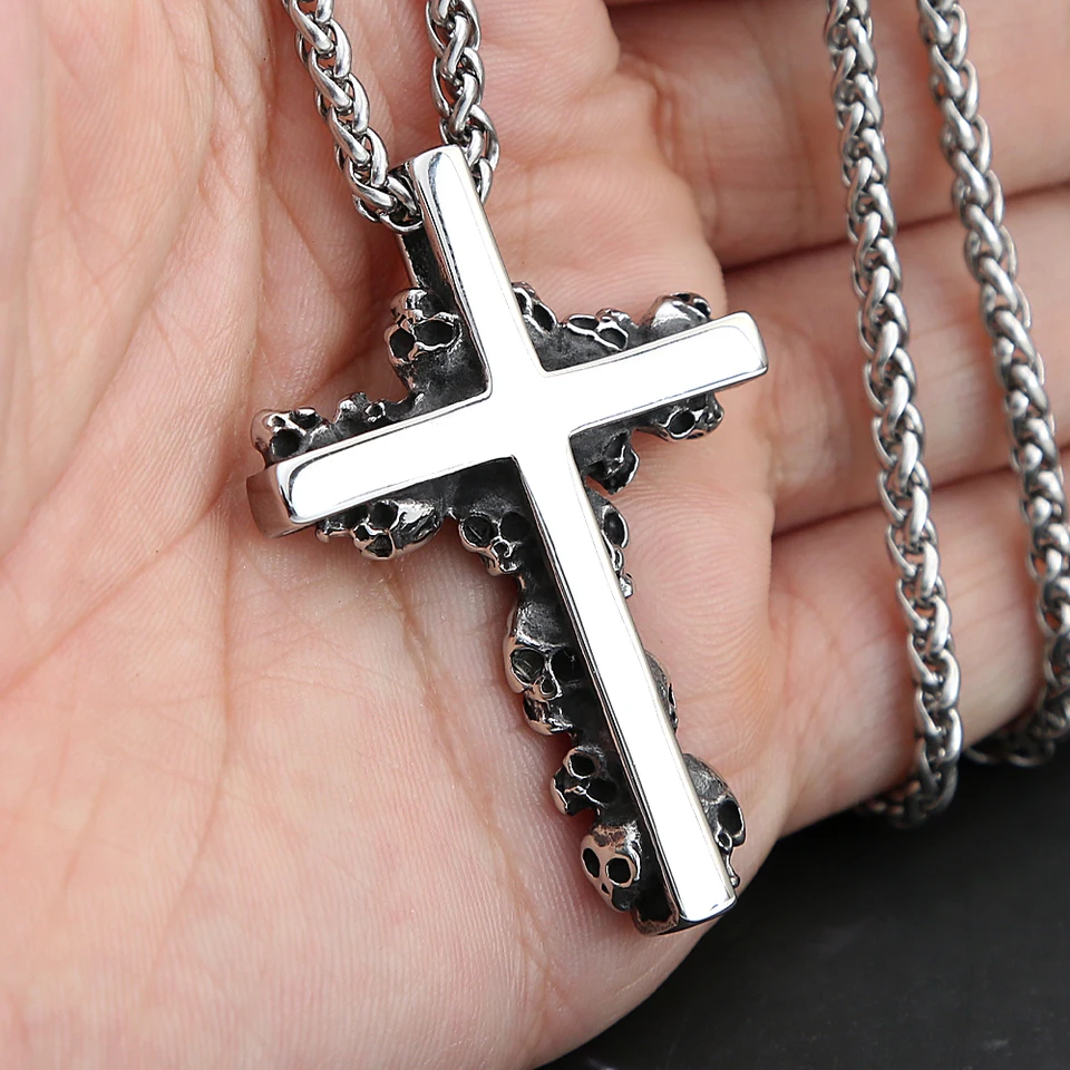 Pánska gotická lebka Vysoké leštenie príveskových náhrdelníkov Punk z nehrdzavejúcej ocele Krížový náhrdelník móda amulet náboženské šperky darčeky
