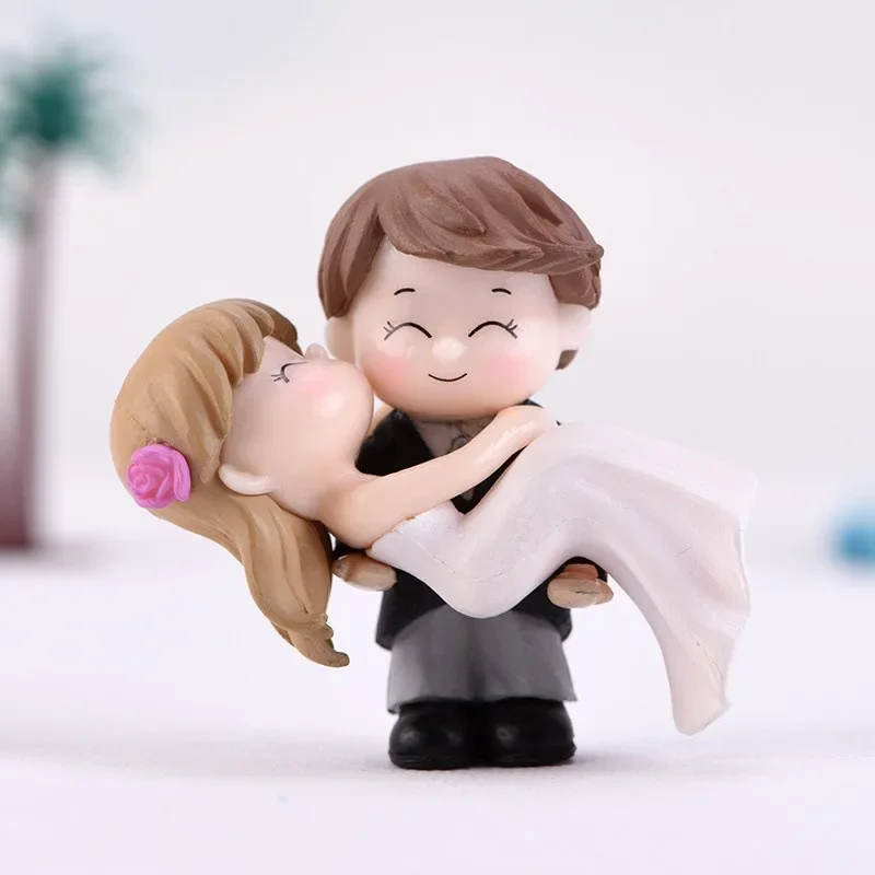 Pár figurínových miniatúr svadobná nevesta a ženích Cake Toppers Dolls Valentín Svadobné dekorácie Domáca stolná plocha dekor