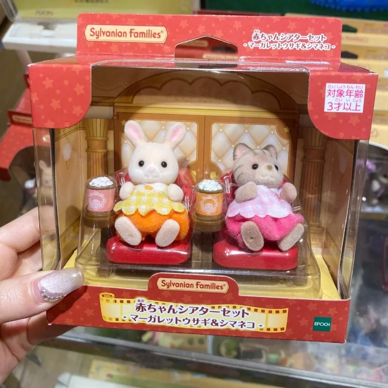 Pôvodné sylvánske rodiny Anime Limited Edition Cinema Popcorn Set Action Figure Flocking Doll Desktop Decor Darče