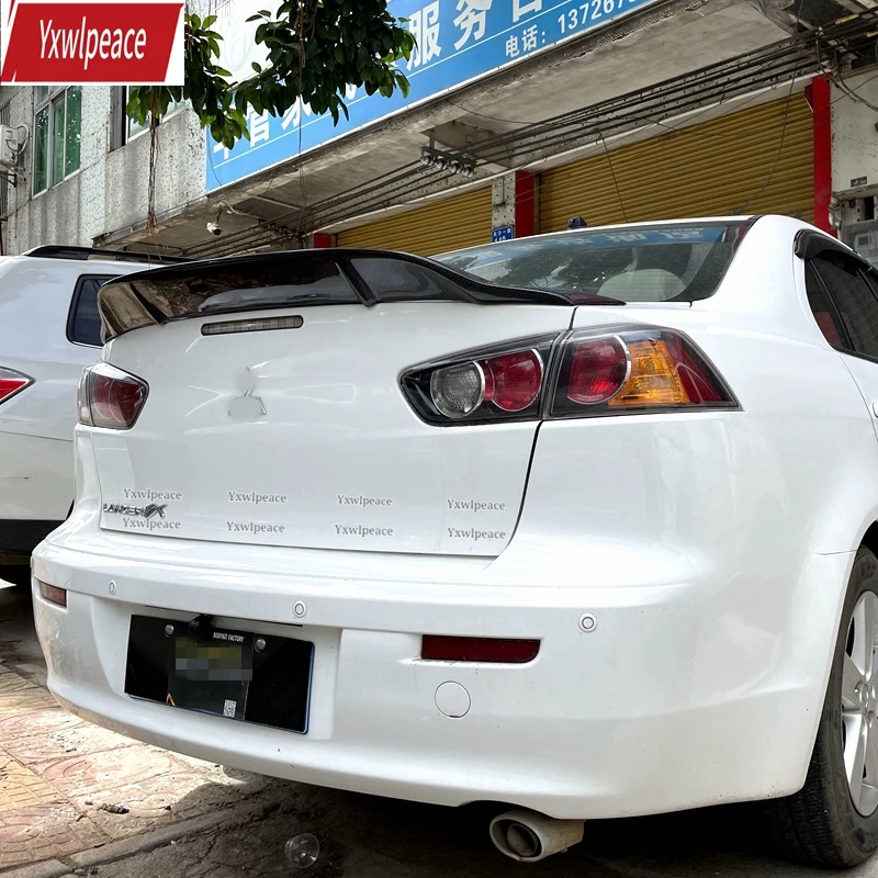 R STYLE Skutočné uhlíkové vlákno Zadný kufrový spoiler SPOILER STYLING pre Mitsubishi Lancer Ex Evo 2008 2009 2010 2012 2012 2014 13 2014 2015