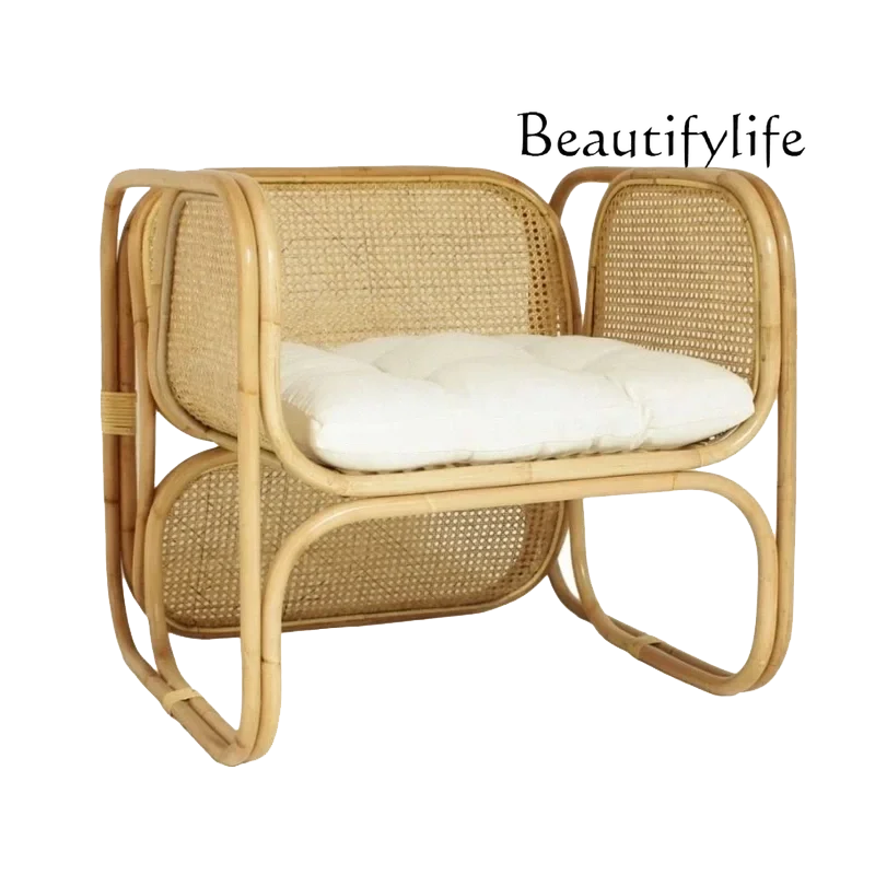 Rattan stolička opera