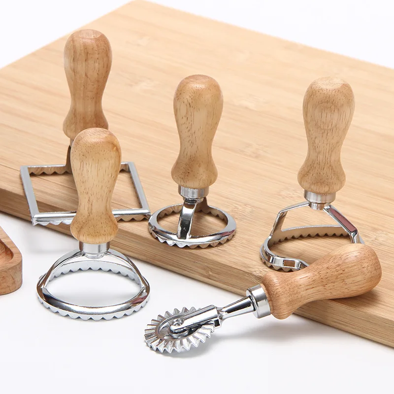 Ravioli Cutter Cubutrova lisovacia forma Dumpling Lace Razenie Zariadenie Ravioli Maker forma ravioli známka cookie forma kuchyňa