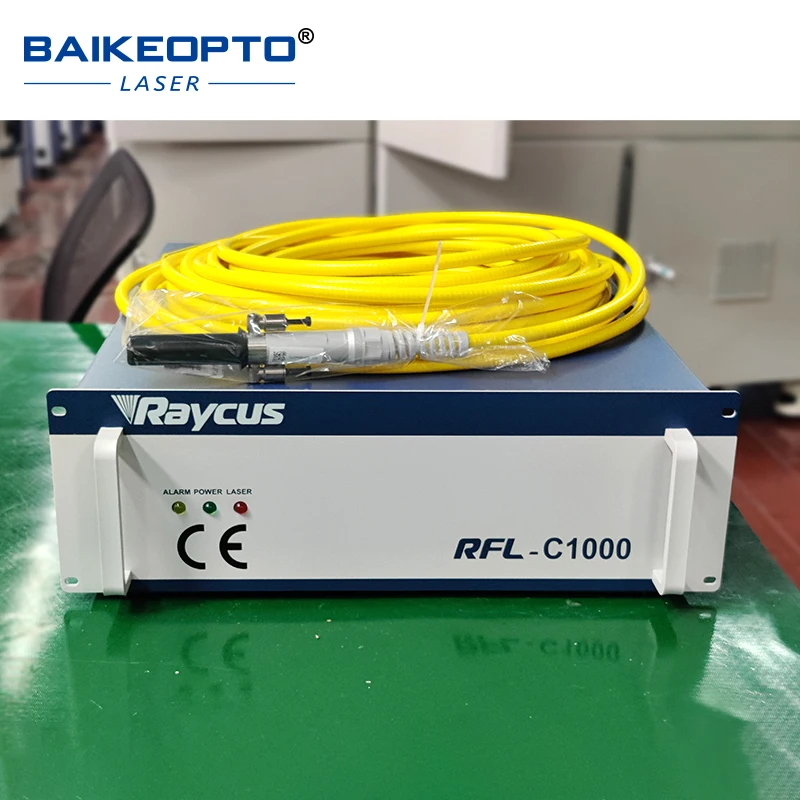 RAYCUS 1000W 1500W 2000W 3000W Vysoko výkonný jeden modul CW vláknitého laserového zdroja pre laserový rezný zvárací stroj s vysokým rozlíšením