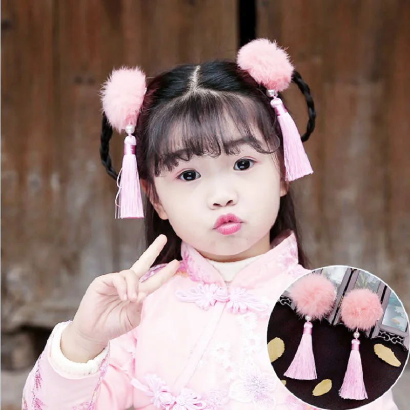 Retro hanfu boho pompón guľôčkové vlasové prvky ružové červené fialové vlasové svorky s faux srsami pompom bobles barrette príslušenstvo 1pair
