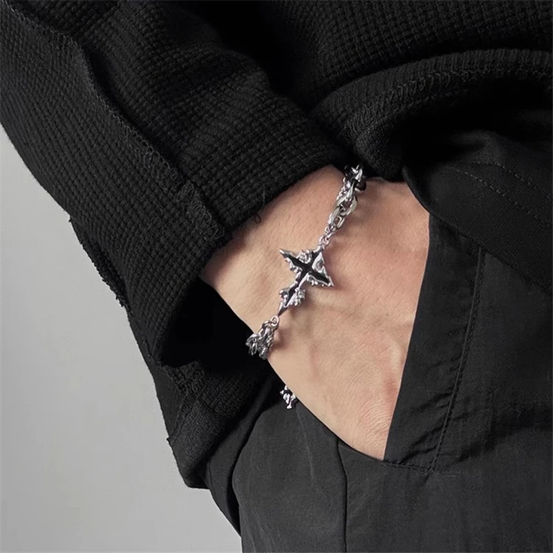 Retro plameň krížový náramok pre mužov Žena Hip Hop Titanium Titanium Ocel Splice Chack Charm Unisex Jewelry Cool KPOP Luxusné doplnky