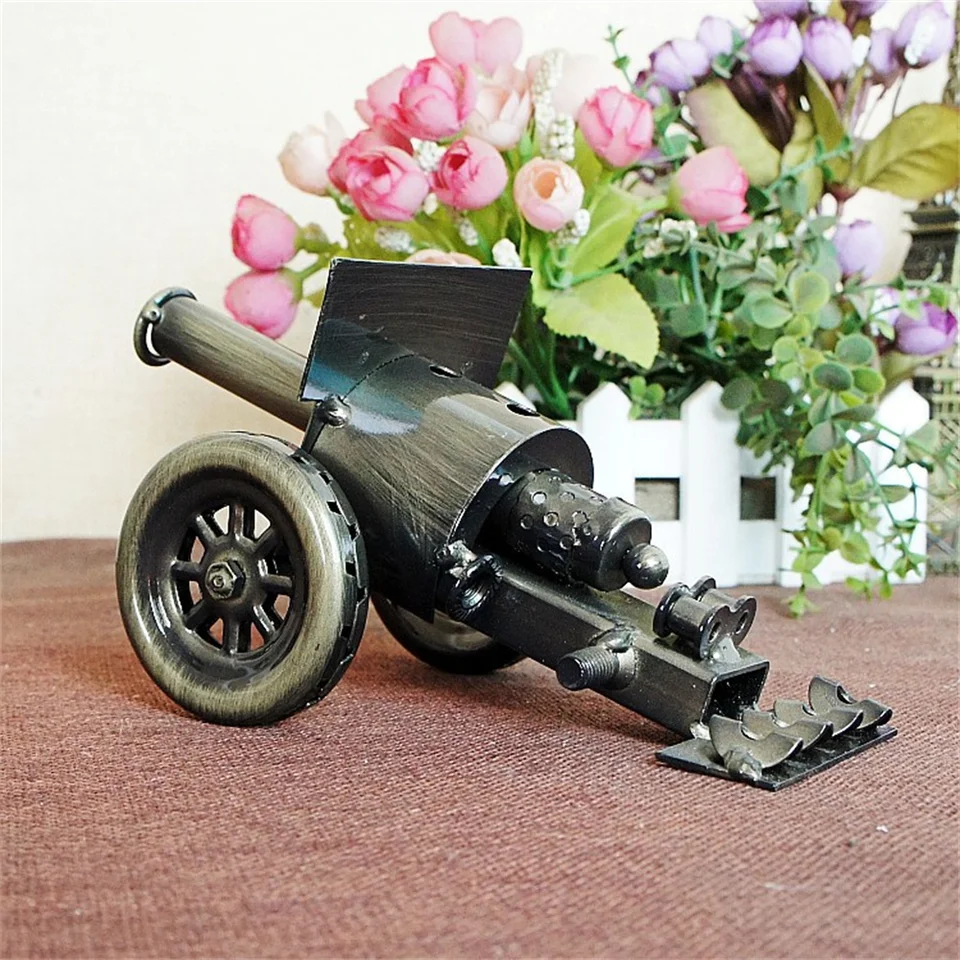 Retro vojnové tank pre deti hračky bojovníci Napoleon Cannon Model kovový tank Cannon Model Domáce stolné dekorácie železné remeslá