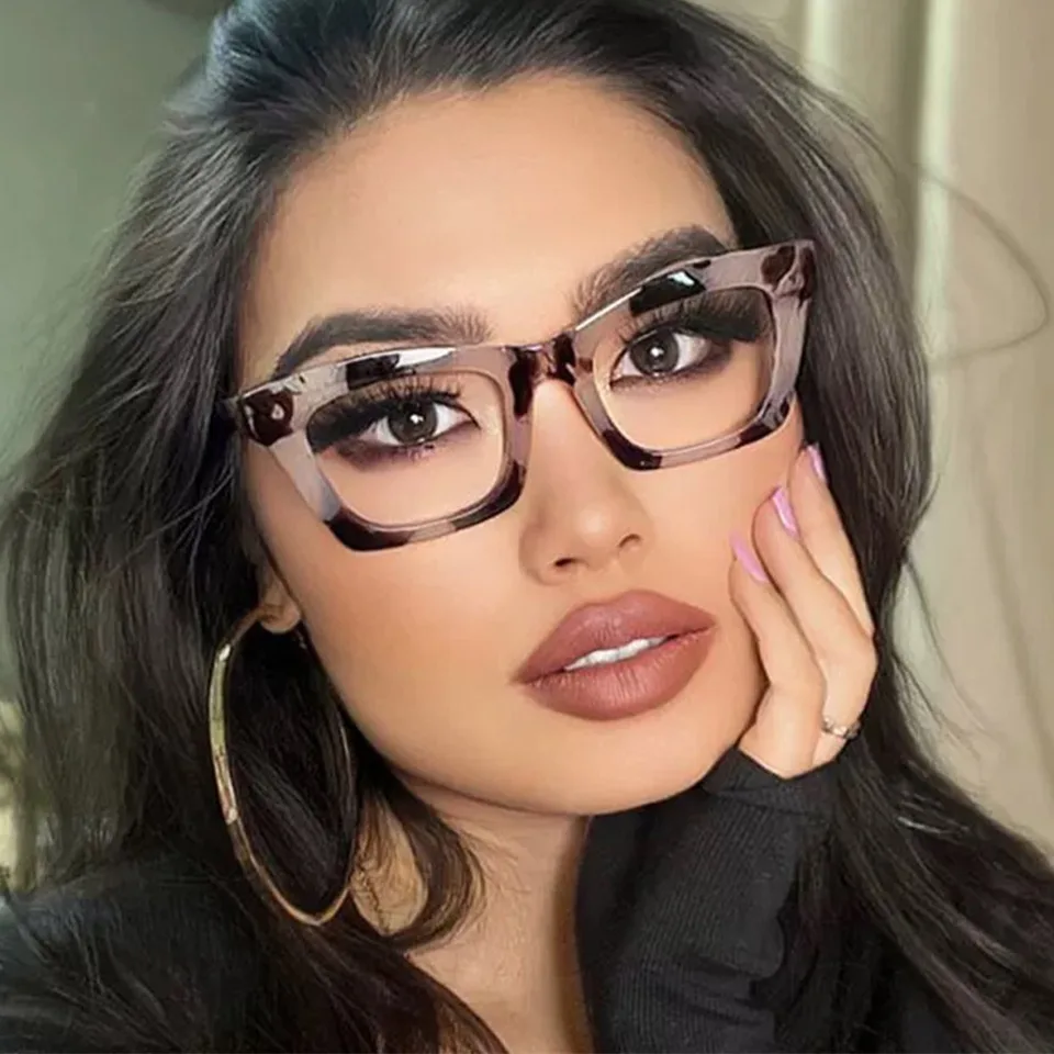 Rhaegal retro elegantné jarné závesy okuliare na čítanie mačacích očí Ženy Štýlové presbyopické okuliare Gafas de lectura Mujer +1.0 až +4.0