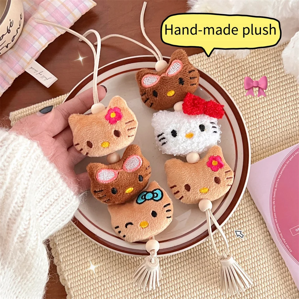 Roztomilé ahoj mačiatko plyšové kľúče deti Anime Plushie prívesok Klávesový kľúče roztomilé ženy vrecko auto Kľúčenky dievčatá Detský darček k narodeninám darček