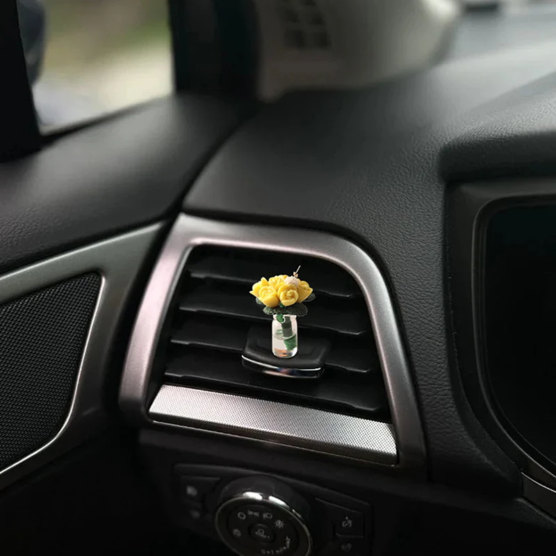 Roztomilý dekorácia interiéru automobilu
