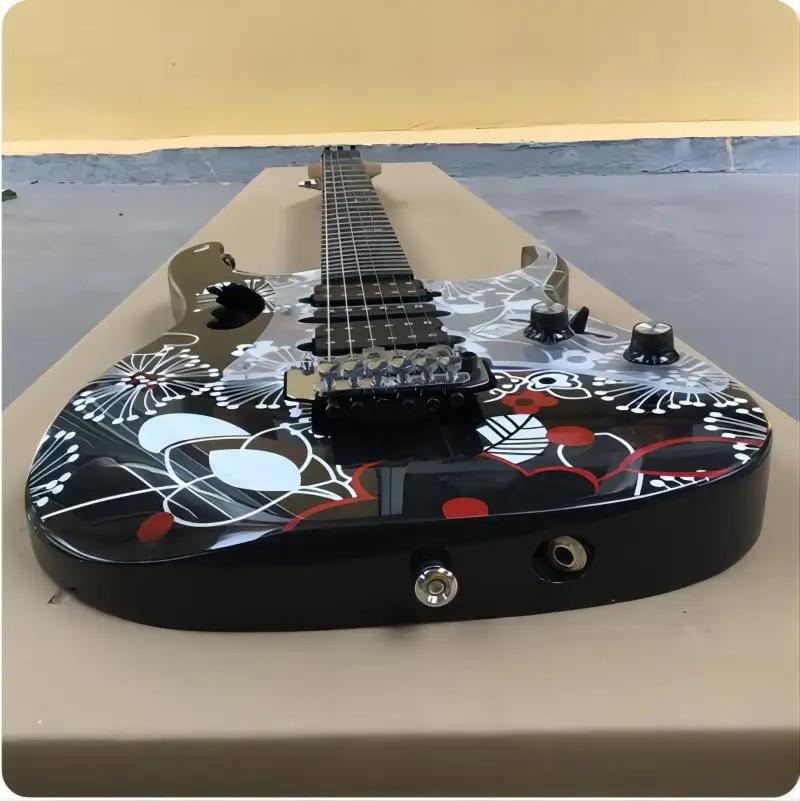 Ručne nakreslená gitara tela, vysoký jas ružového dreveného ladenia vidlice, javorová dráha, kovový ochranca, 24F, nákladovo efektívne