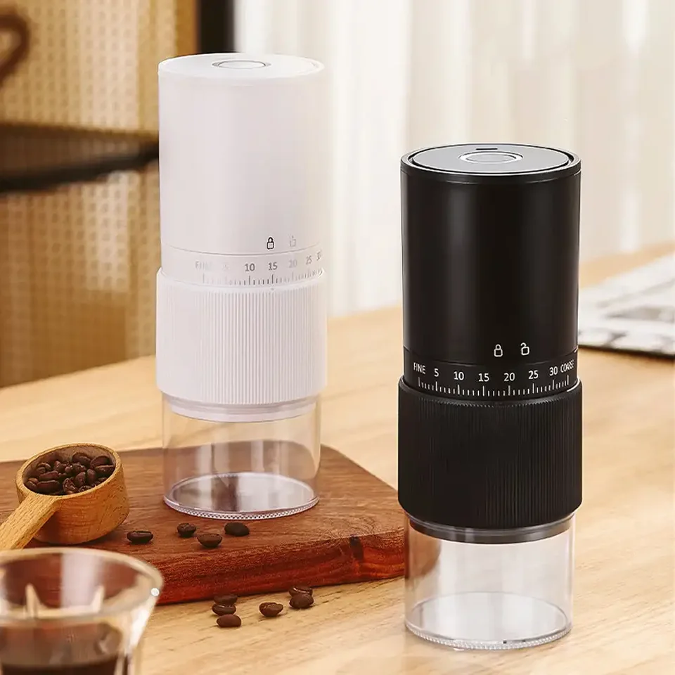 Ručne vyrobený taliansky mlynček Automatický kávovar nabíjateľnú kávu Grinder Domácnosť pre prenosný mlynček pre malé fazule