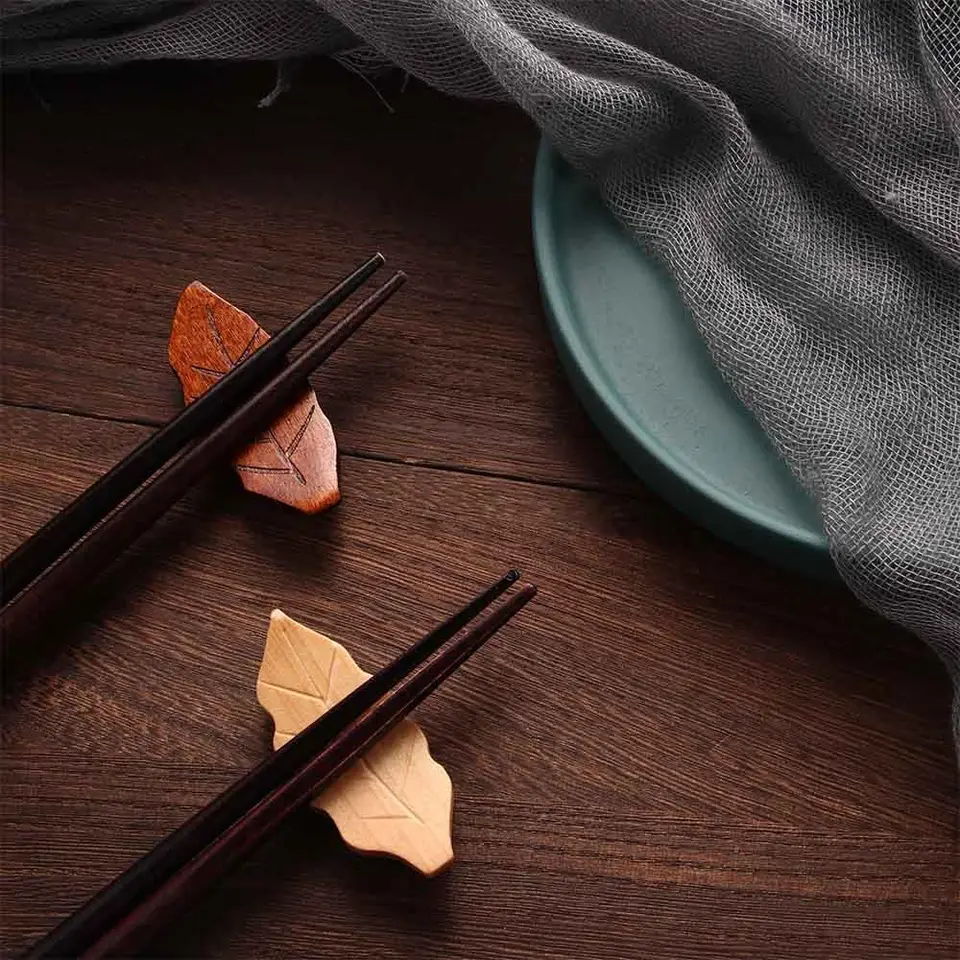 Ručne vyrábaný japonský prírodný gaštanový drevený sushi paličky set hodnoty darček Sushi Čínska jedlá