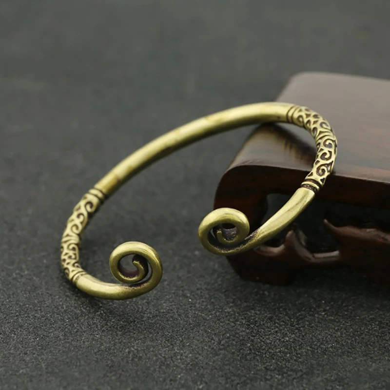 Ručne vyrábaný čistý medený čínsky super hrdina opica kráľ obruč Bangle starožitné mosadzné slnko Wu Kong náramok pre ženy módne šperky