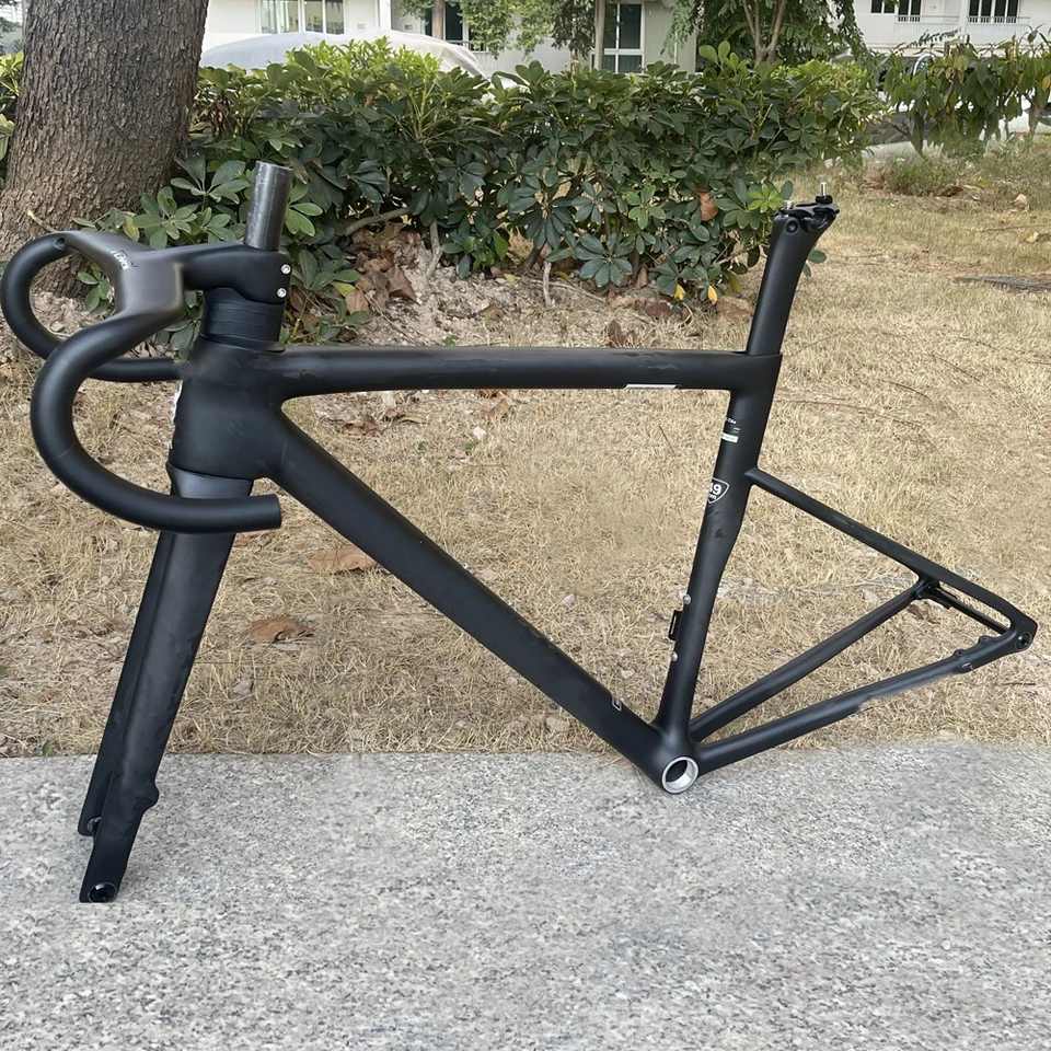 Rám na bicykli s roadovými vláknami Road Road Racing SL Gen8 Rám s riadidlami kotúčmi Kompatibilnými s Di2 a mechanickou 12 rýchlosťou