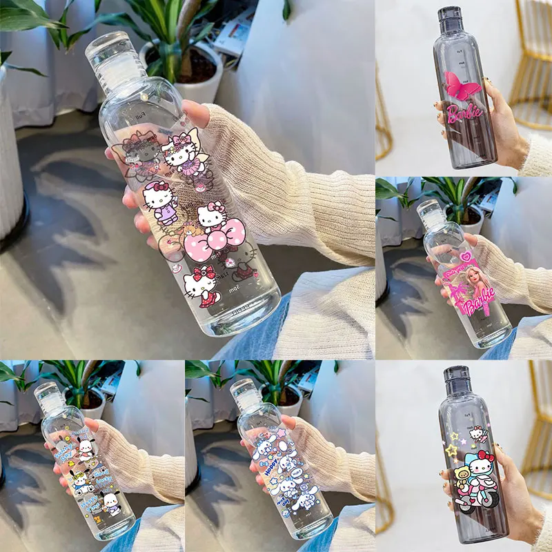 Sanrio 500/750 ml Absolvovaný vodný pohár plastový prenosný hellokitty fľaša na vodu s vysokou teplotou odolnou proti športovému pohári
