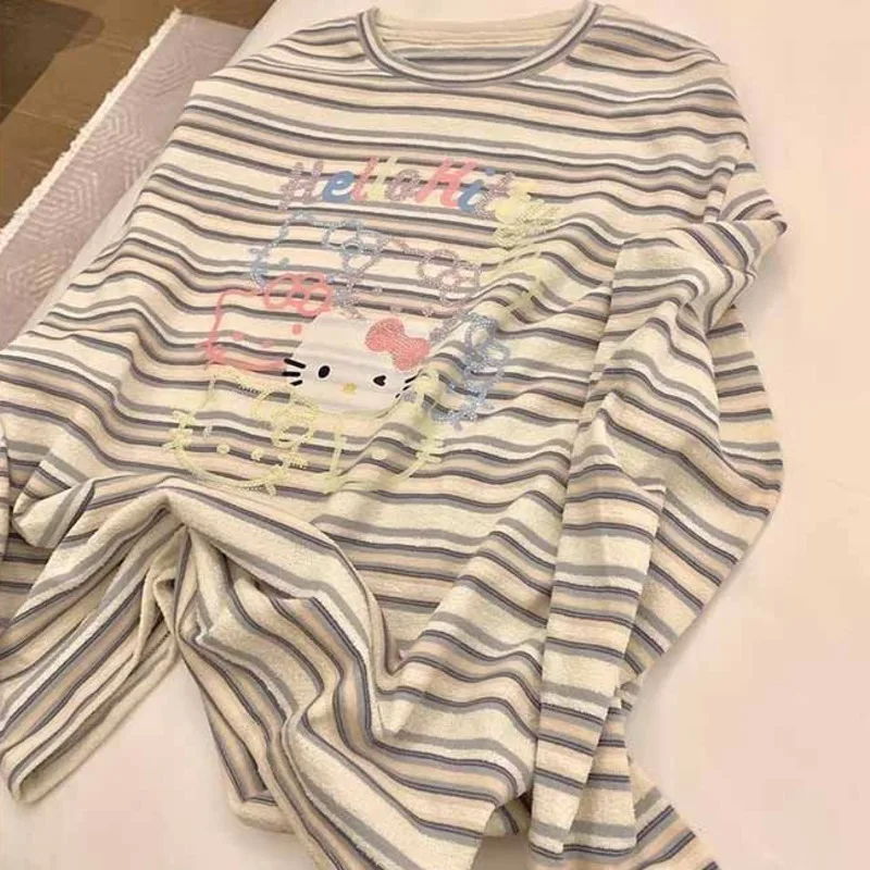 Sanrio Hello Kitty Blue Striped Kitty pletené tričko Ženy Jeseň Nový neformálny rukáv Top Trend Kórejský štýl univerzálne odpaliská