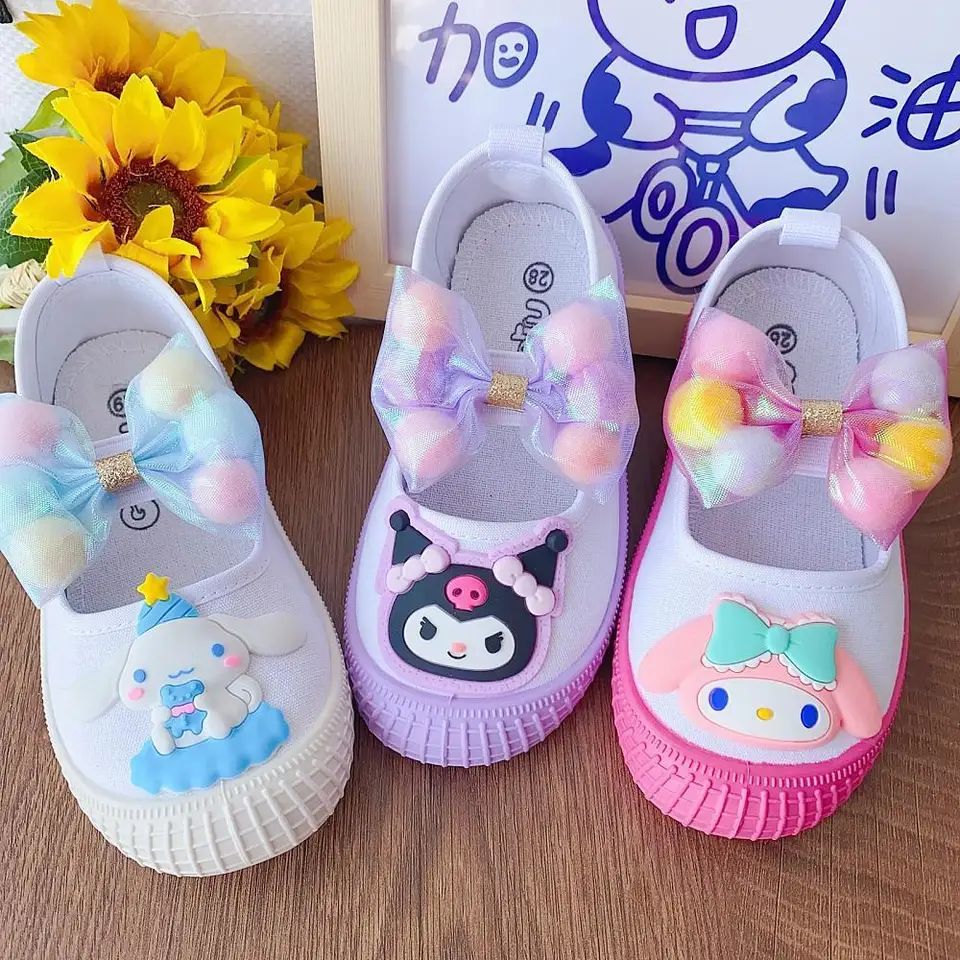 Sanrio kawaii kuromi topánky My Melody Cinnamoroll Cartoon Cutoon Cytle Soft Bottom Non-Slip Baby Indoor topánky deti ins ležasné biele topánky