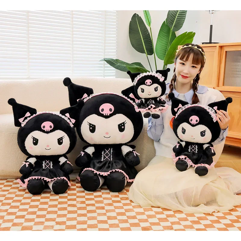 Sanrio čierna kuromi veľká plyšová hračka plnená bábiky kawaii karikatúra pohovka vankúš vankúš na tmavú sukňu Uniforma hračky narodeniny darček pre dievča
